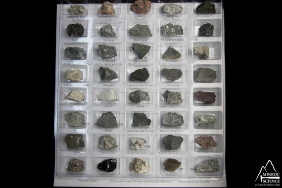 CC1630 Collection de 40 roches du ministère des Ressources naturelles du Québec